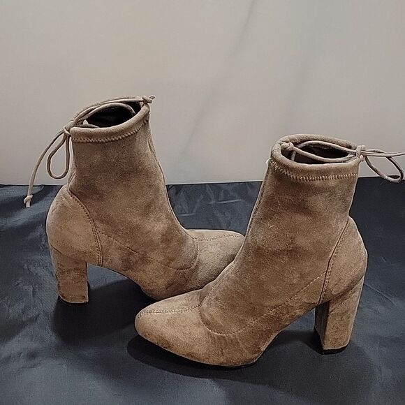 BAMBOO CHUNKY HEEL POINTED TOE WOMEN"S BOOTIE - Picture 9 of 15